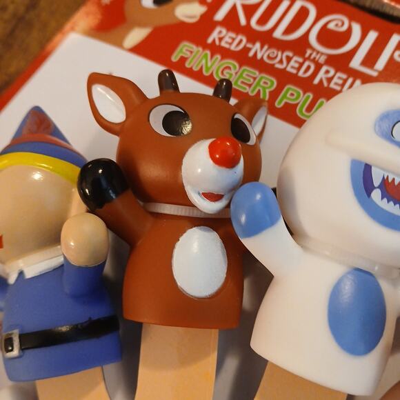 Rudolph The Red Nosed Reindeer Finger Puppets 5 Pieces Children's Pretend Play - Picture 5 of 8